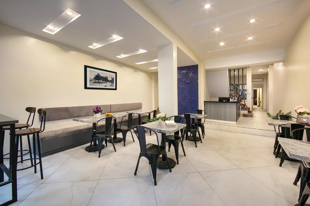 Queen Cafe Hotel & Pub Hanoi Exterior foto